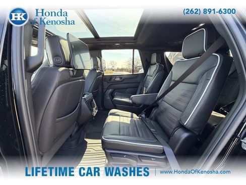 Used 2025 GMC Yukon AT4 Ultimate w/ LPO, Floor Liner Package image 23