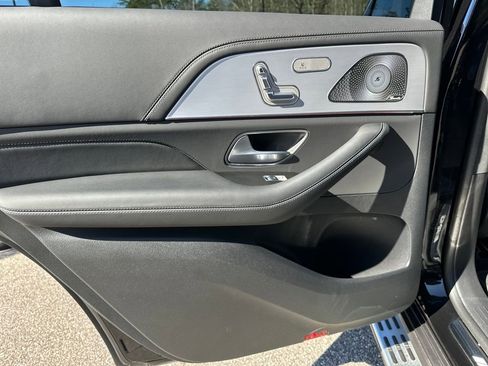 Certified 2025 Mercedes-Benz GLS 63 AMG 4MATIC image 34