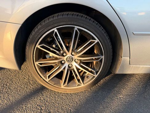 Used 2020 Toyota Avalon XSE w/ Carpet Mat Package image 5