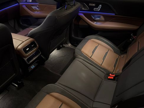 New 2026 Mercedes-Benz GLS 63 AMG 4MATIC image 11