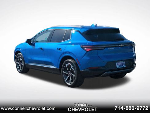 Used 2025 Chevrolet Equinox EV LT w/ Convenience Package image 7