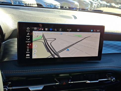 New 2025 Alfa Romeo Tonale w/ Premium Package image 13