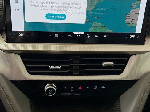 New 2026 Ford Explorer Active image 9