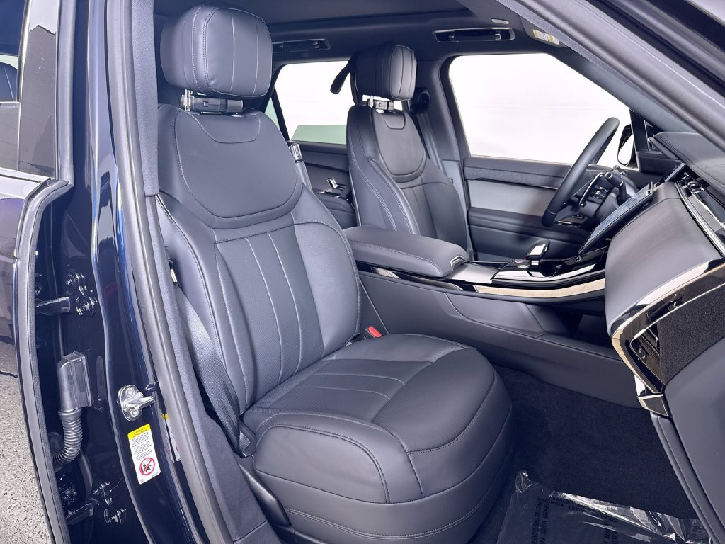 New 2027 Land Rover Range Rover Sport Dynamic SE AWD/4WD image 22