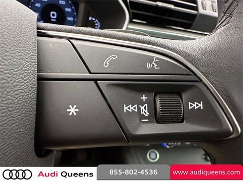 Certified 2025 Audi Q3 2.0T Premium w/ Convenience Package image 30