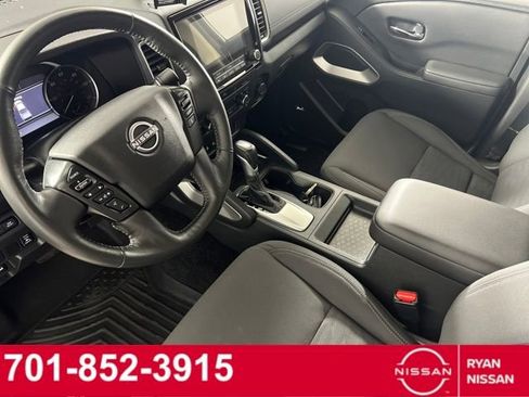 Used 2024 Nissan Frontier SV w/ SV Convenience Package image 22