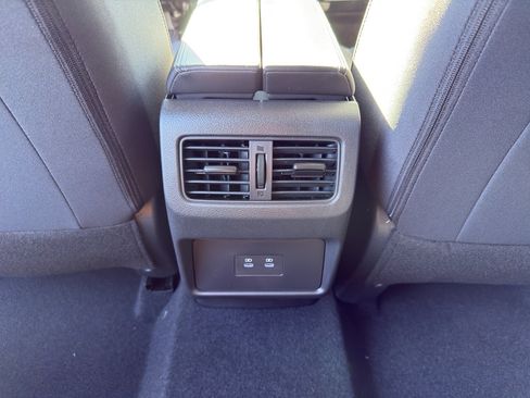 New 2026 Nissan Rogue SV image 31