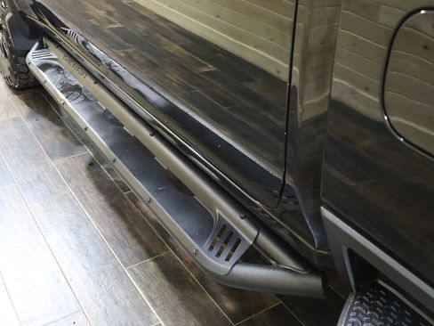 Used 2022 GMC Sierra 2500 AT4 image 40