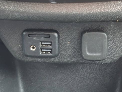 Used 2020 Chevrolet Traverse RS image 13