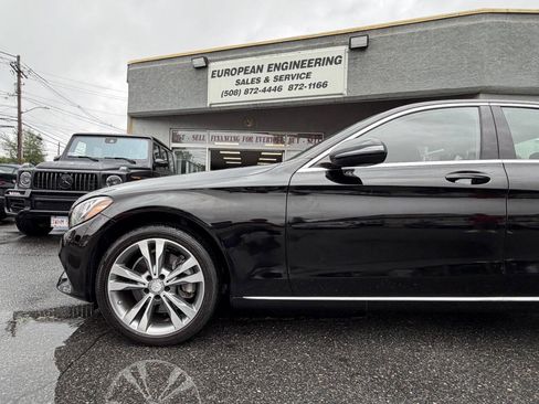 Used 2016 Mercedes-Benz C 300 4MATIC Sedan image 9