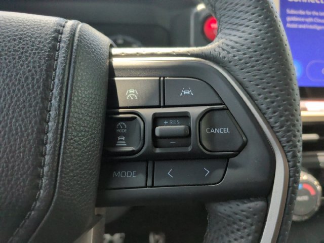 Used 2025 Toyota Tacoma TRD Sport AWD/4WD image 19