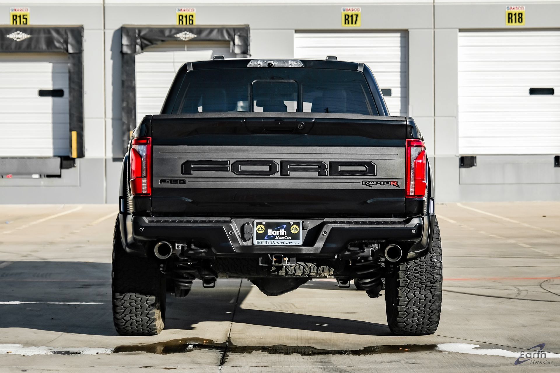 Used 2025 Ford F150 Raptor w/ Equipment Group 803A Raptor R AWD/4WD image 10