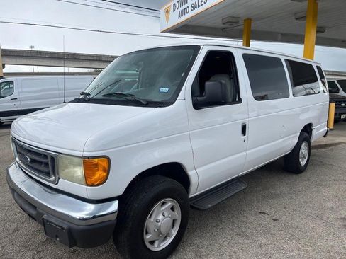 Used 2007 Ford E-350 and Econoline 350 XL image 3