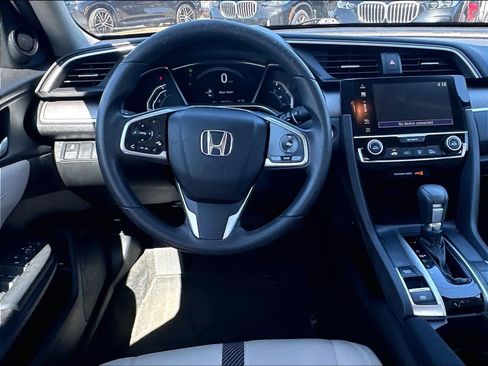 Used 2018 Honda Civic EX image 11
