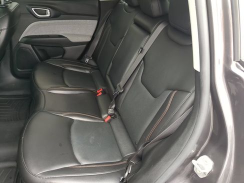 Used 2022 Jeep Compass Latitude AWD/4WD image 17