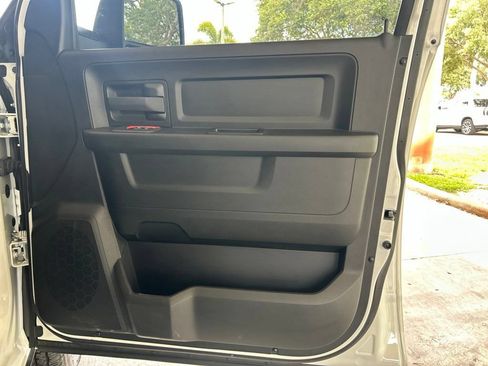 Used 2025 RAM 2500 Tradesman AWD/4WD image 29