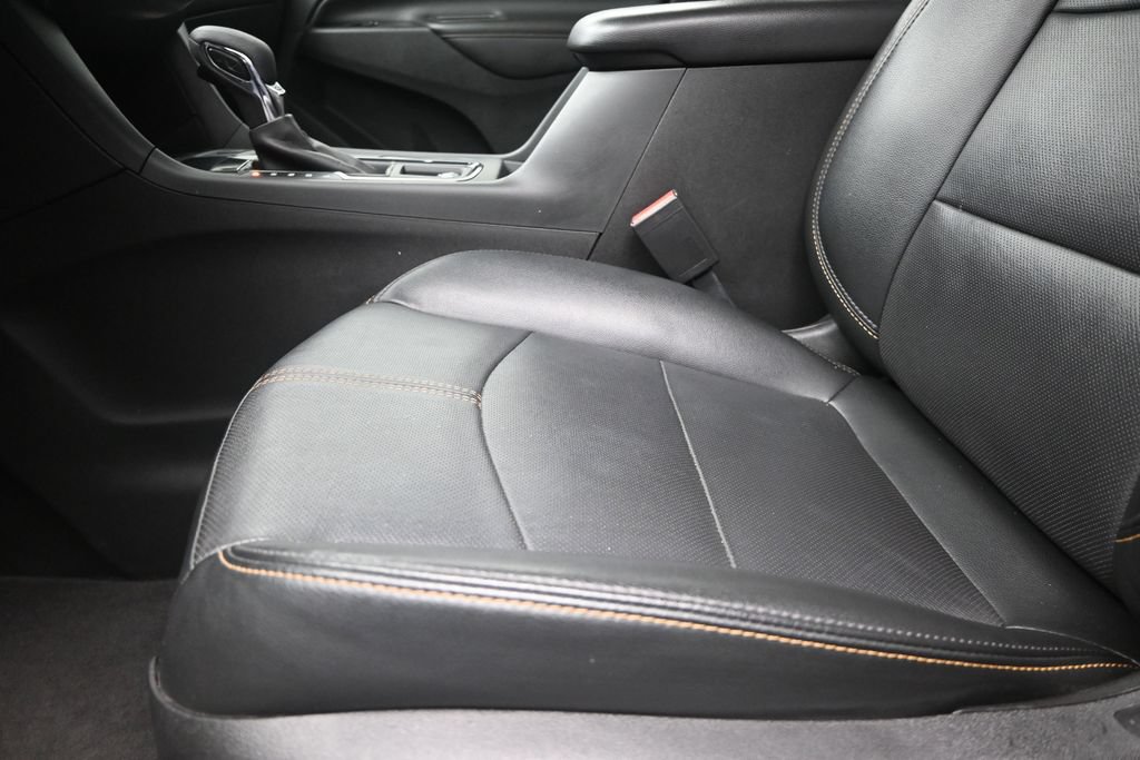 Used 2023 Chevrolet Equinox Premier FWD image 13