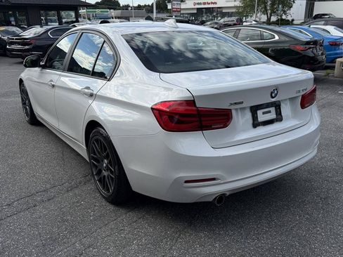 Used 2018 BMW 320i xDrive Sedan AWD/4WD image 13