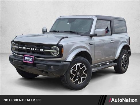 Used 2022 Ford Bronco Outer Banks AWD/4WD image 1