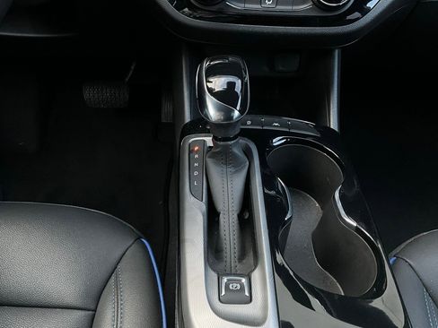 Used 2025 Buick Envista Sport Touring image 22