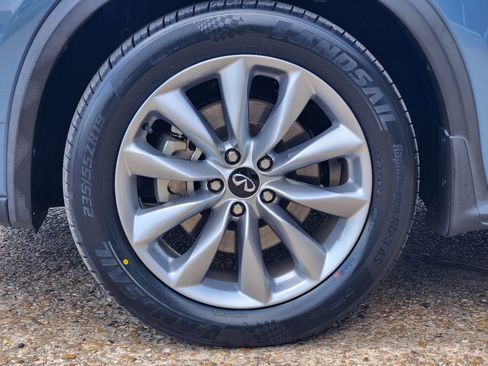 Used 2022 INFINITI QX50 Luxe FWD image 10