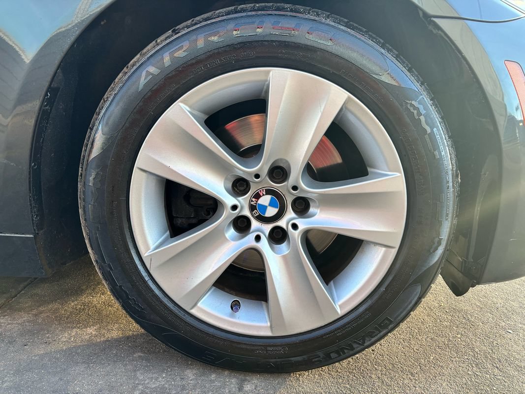 Used 2013 BMW 528i xDrive Sedan AWD/4WD image 12