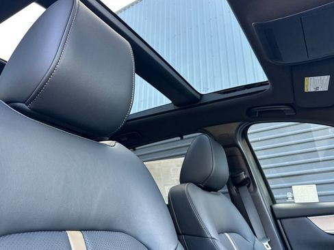 New 2026 MAZDA CX-90 3.3 Turbo w/ Premium Plus Pkg image 17