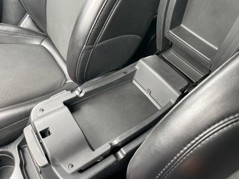 Used 2019 Jeep Cherokee Latitude Plus image 45