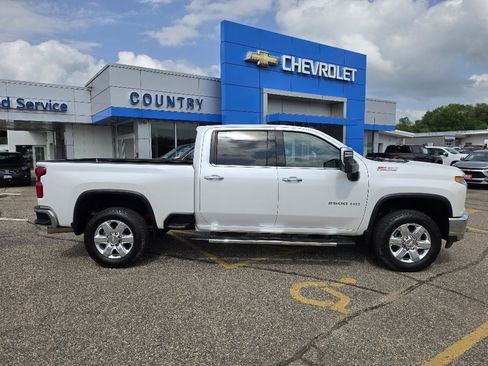 Used 2021 Chevrolet Silverado 2500 LTZ AWD/4WD image 9