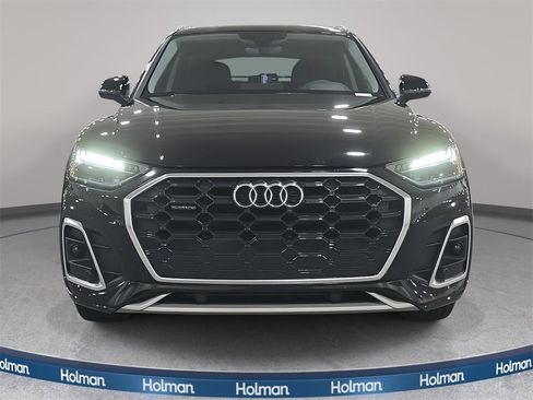 Used 2023 Audi Q5 2.0T Premium w/ Convenience Package image 3