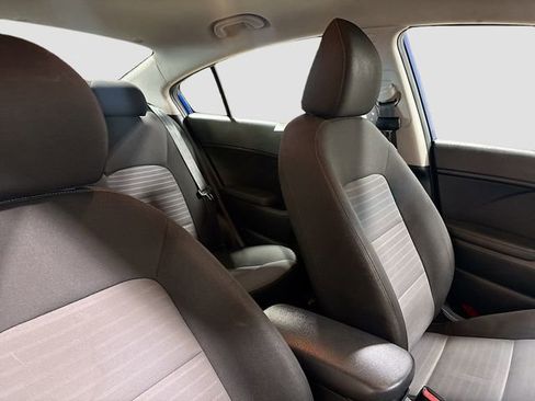 Used 2018 Kia Forte S FWD image 27