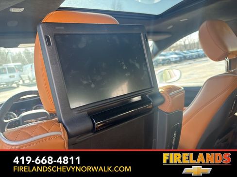Used 2022 Chrysler Pacifica Pinnacle image 32