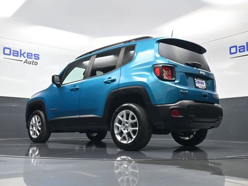Used 2022 Jeep Renegade Latitude w/ Sun/Sound Group image 42