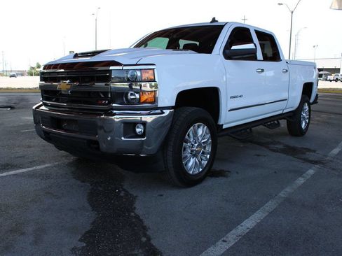 Used 2019 Chevrolet Silverado 2500 LTZ w/ Duramax Plus Package AWD/4WD image 2
