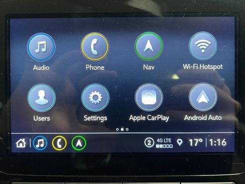 Used 2023 Chevrolet Equinox Premier image 11