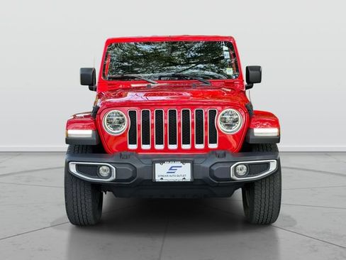 Used 2022 Jeep Wrangler Unlimited Sahara w/ LED Lighting Group AWD/4WD image 2