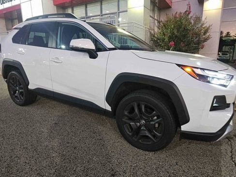 Used 2023 Toyota RAV4 Adventure image 7