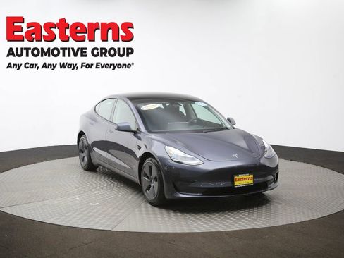 Used 2023 Tesla Model 3 Standard Range image 46