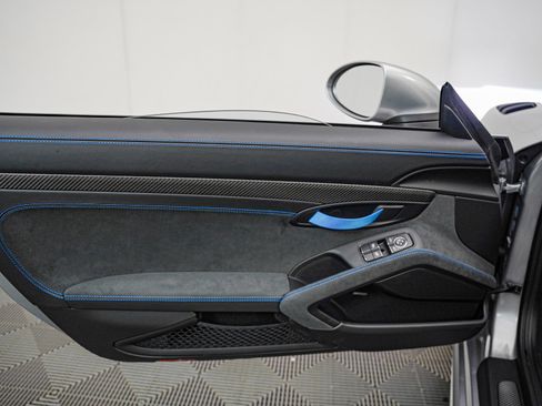 Used 2025 Porsche 718 Boxster Spyder RS image 28