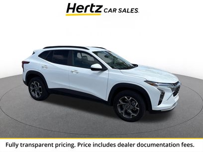 Used 2025 Chevrolet Trax LT
