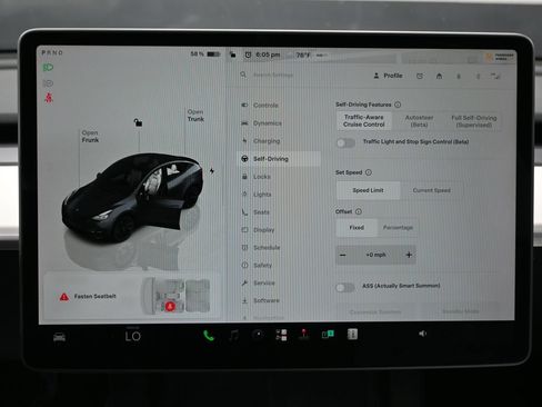 Used 2023 Tesla Model Y Long Range AWD/4WD image 35