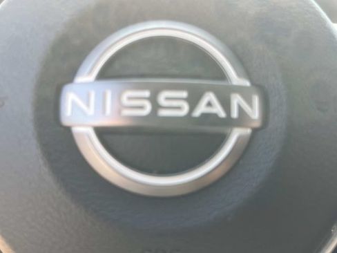 Used 2025 Nissan Altima 2.5 SV FWD image 31