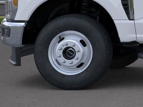 New 2026 Ford F350 XL w/ XL Chrome Package AWD/4WD image 28