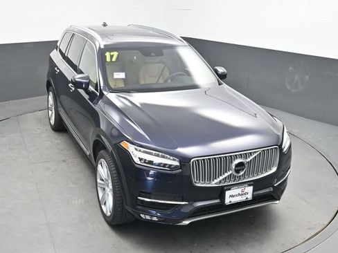 Used 2017 Volvo XC90 T6 Inscription w/ Vision Package AWD/4WD image 20