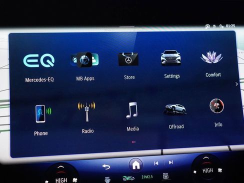 Used 2026 Mercedes-Benz EQS 550 4MATIC SUV image 24