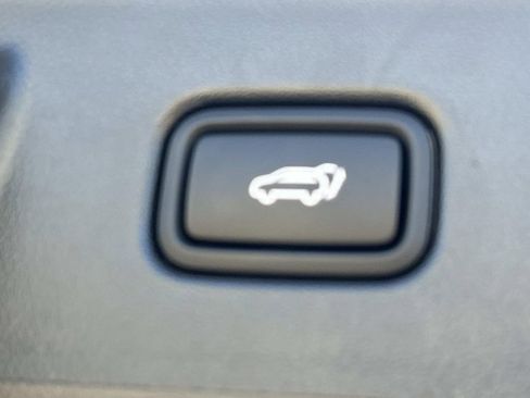 Used 2025 Hyundai Tucson Limited AWD/4WD image 15