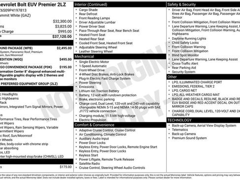 Used 2023 Chevrolet Bolt EUV Premier w/ Sun & Sound Package FWD image 2