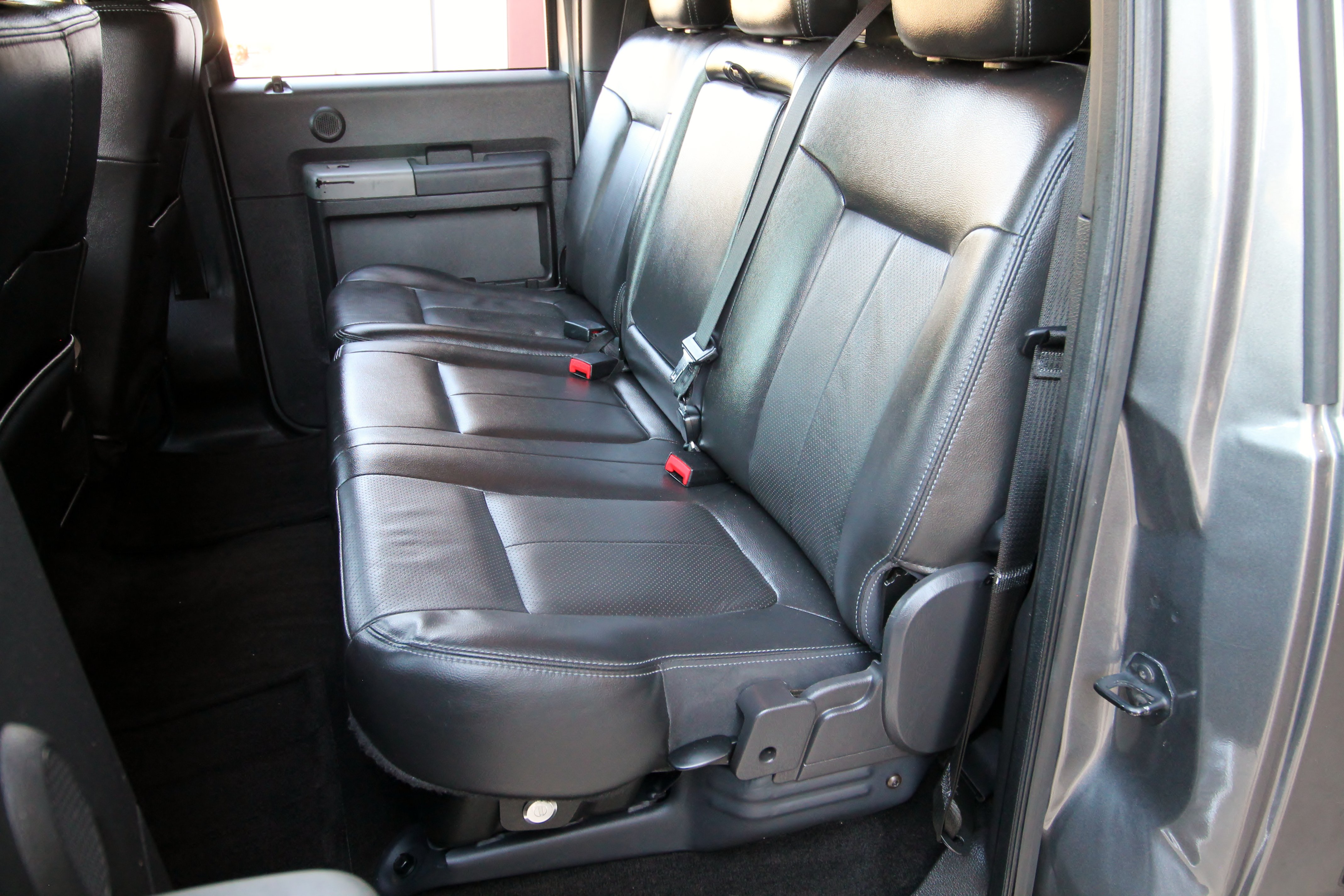 Used 2012 Ford F250 Lariat w/ Chrome Pkg AWD/4WD image 46