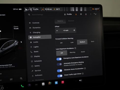 Used 2025 Tesla Model 3 Long Range image 26