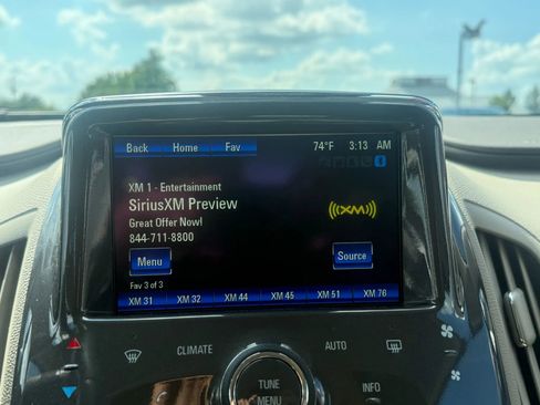 Used 2013 Chevrolet Volt Premium w/ Premium Trim Package image 16